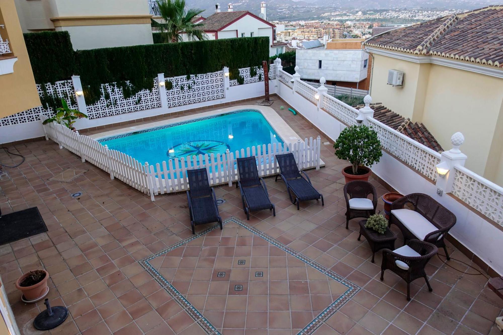 Villa Borja Torre Del Mar Exterior photo