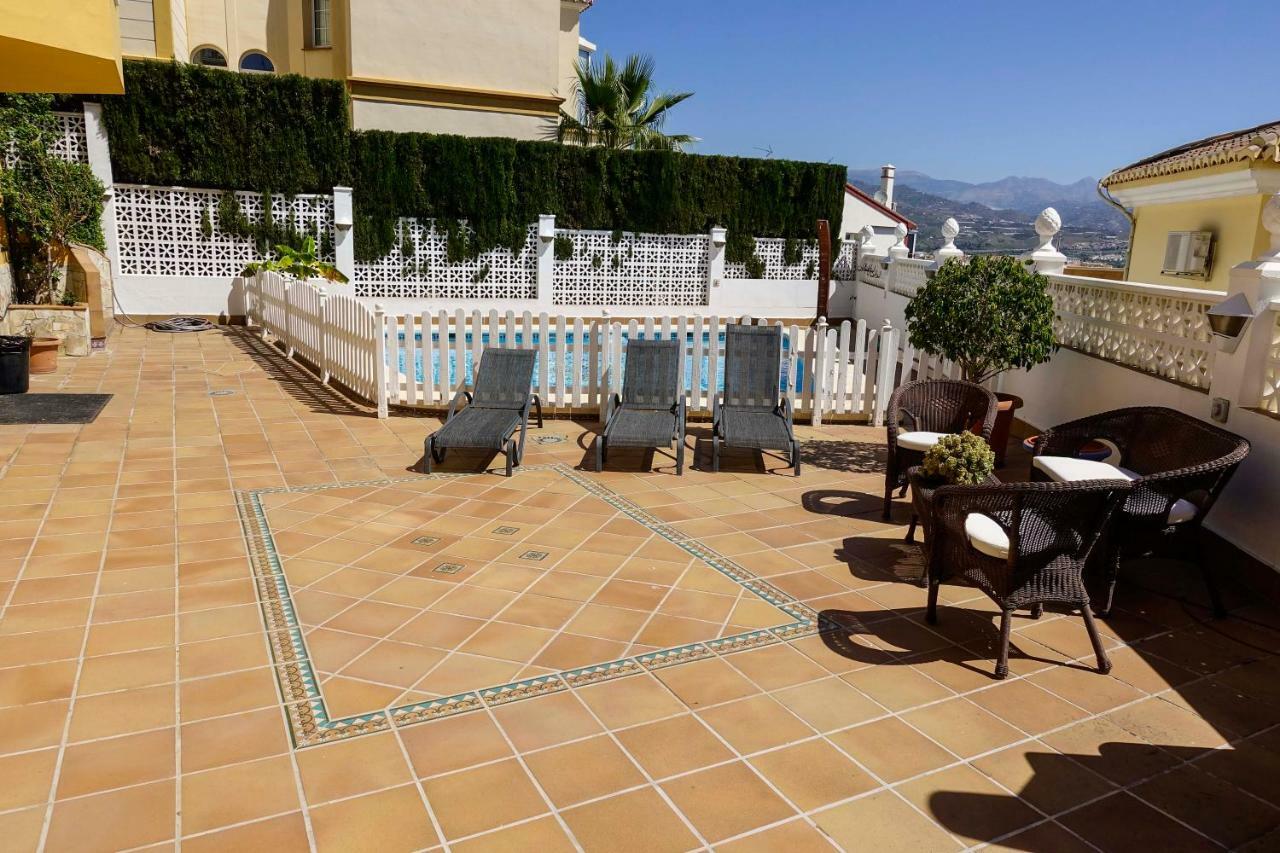 Villa Borja Torre Del Mar Exterior photo